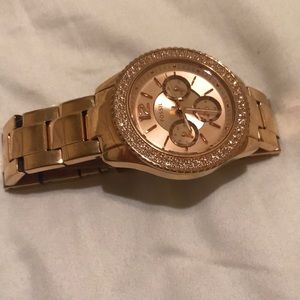 Fossil rose gold watch